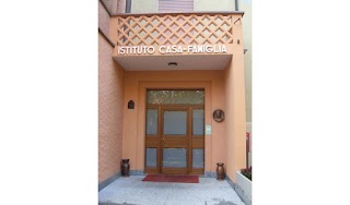 Istituto Suore Adoratrici Del Ss. Sacramento Casa Famiglia