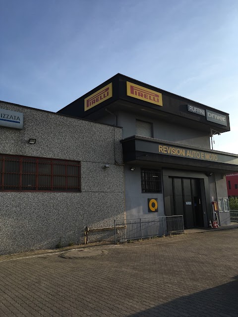 RUFFINI SRL - Driver Center Pirelli