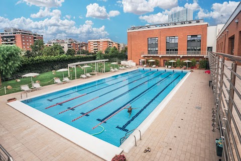 YMCA Prime - Sport Club - EUR