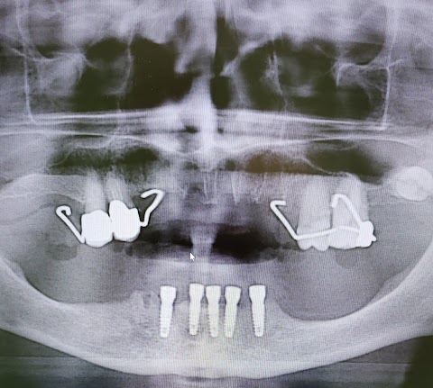 Studio Dentistico Dott. Carlo Della Santa.