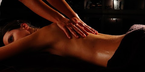 BART CONTERIO | massaggi olistici per il benessere femminile