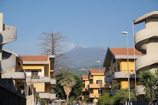 Holiday House Il Parco Mare-Etna "Appartamento Low Cost Mascali" Vicino a Catania, Taormina, Etna Nord-Sud.