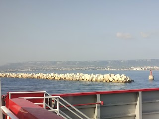 Ponte Ferries