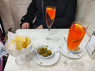 Cucciolo Bar