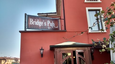 Bridge Pub & restaurant