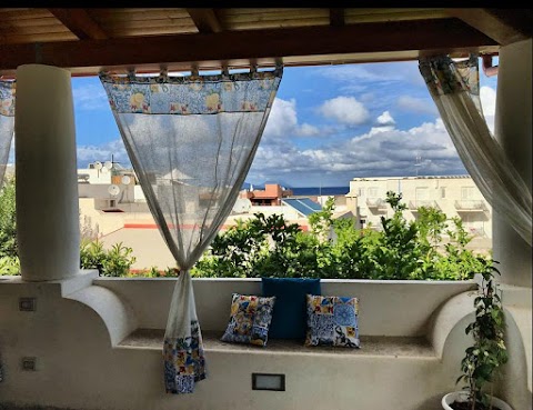 Casa Vacanze Papiro a Lipari - Appartamenti per vacanze vista mare a Lipari con noleggio bici per escursioni Isola di Lipari