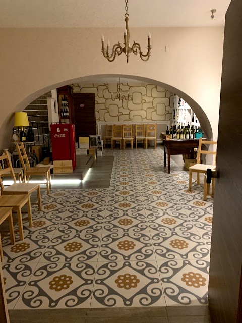 L’uvè Enofficina Enoteca e…