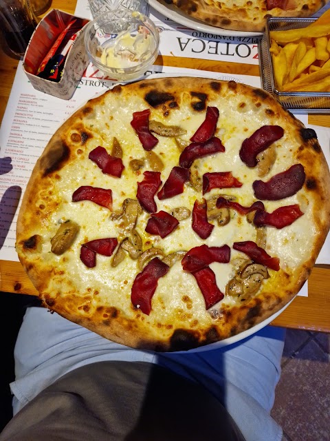 La Pizzoteca