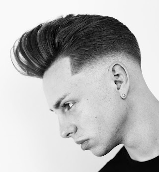 Radical CUT Unconventional Barbers