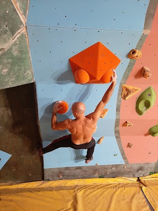 CLIMBING SIDE ROMA - Palestra corsi arrampicata Roma