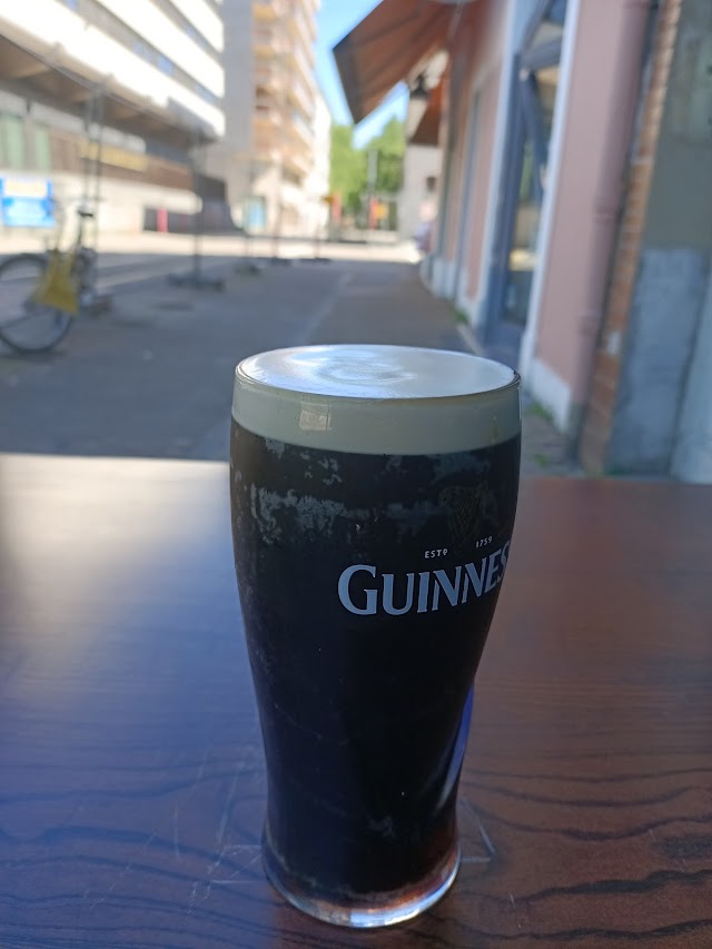 The Shannon Pub