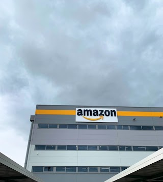 Tour nei centri di distribuzione Amazon