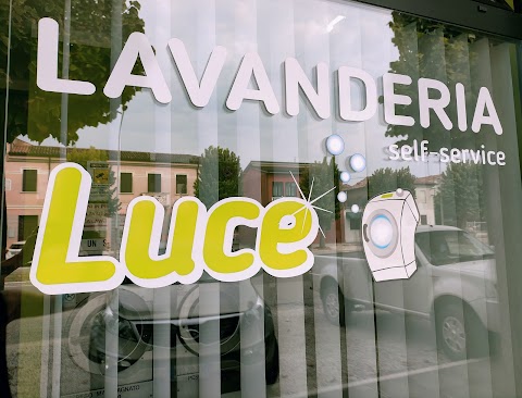 Lavanderia Self Service LUCE