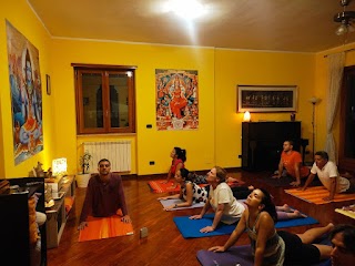 Corso Yoga SATYASVARA - Roma Prato Fiorito