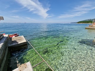 "Bagno Autorità Del Porto" CRAL Trieste