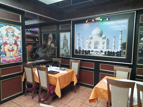 Taj Mahal Indian Restaurant