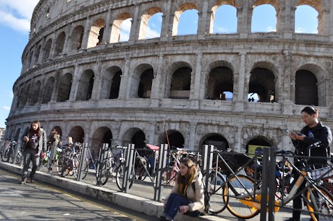 Ostello Colosseum Footprints