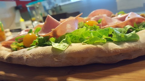 Pizzeria La Piazzetta - Servizio anche a domicilio