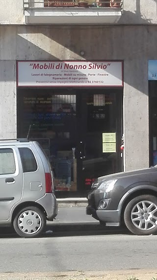 "Mobili Di Nonno Silvio"