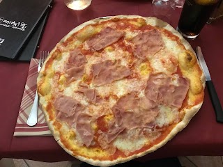 Pizzeria La Macine