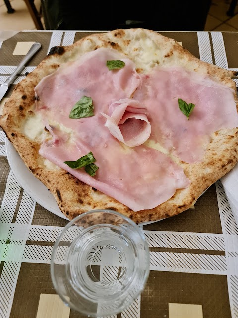 Trattoria Pizzeria "ZìRosa"