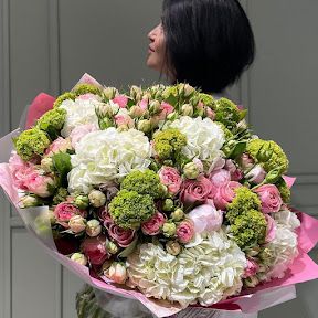 Luxury Florist Rome Italy - Send Flowers To Rome Italy.Flower Delivery Rome