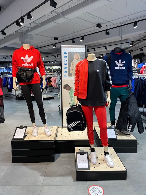 Adidas Outlet Store Barberino di Mugello