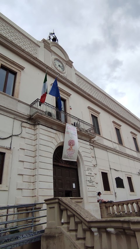 Liceo Statale "Cagnazzi"