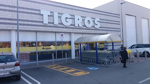 TIGROS di Ferno