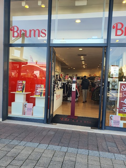 Outlet Brums