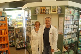 Farmacia Santa Silvia S. N. C.