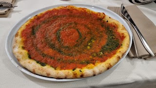 Lovale Pizzeria, Ristorante