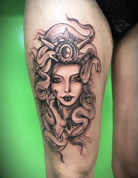 Sonya Gilli Tattoo&Piercing