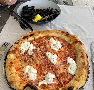 Mira Hostaria Pizzeria