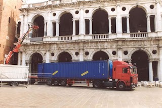 Ciscardi Francesco s.r.l. - Trasporti Containers Genova