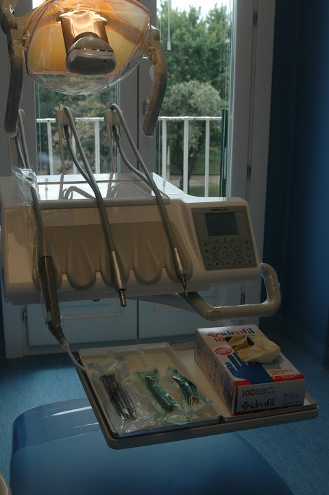 Partheno Dental Clinic di Giorgio Cocozza di Montanara