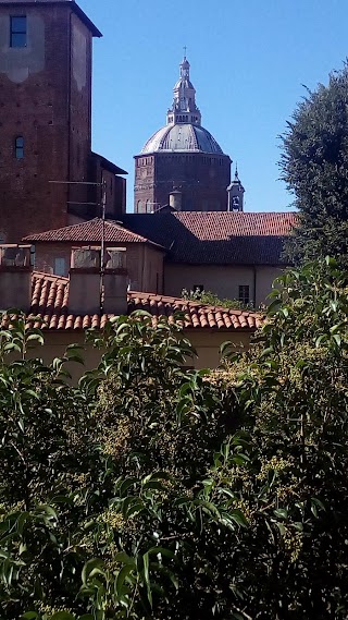 Istituto Statale Adelaide Cairoli