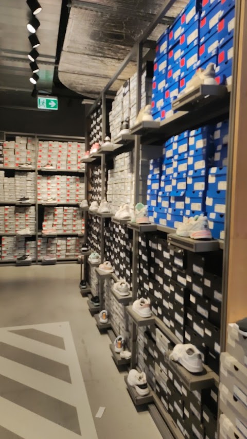 Adidas store