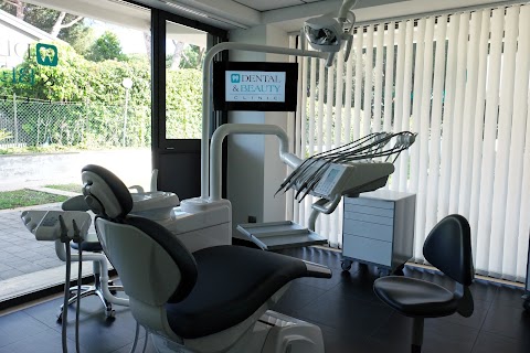 DENTAL & BEAUTY CLINIC