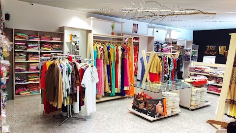 GND PLAZA (Indian clothing store)