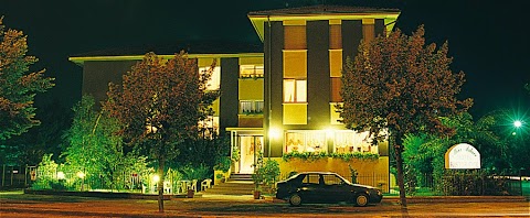 HOTEL MINI PALACE