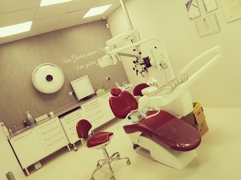 STUDIO ACAMPORA (Studio Dentistico Napoli)