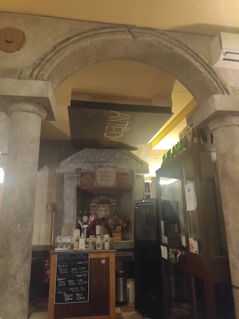 Ristorante Pizzeria Ante Omnia