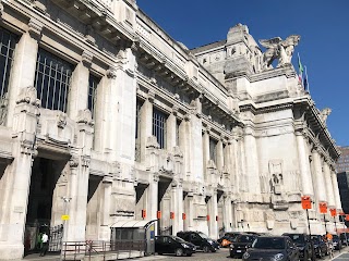 Stazione Centrale - Gall. Delle Carrozze