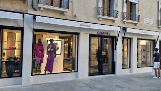 Chanel Venezia Calle Larga XXII Marzo