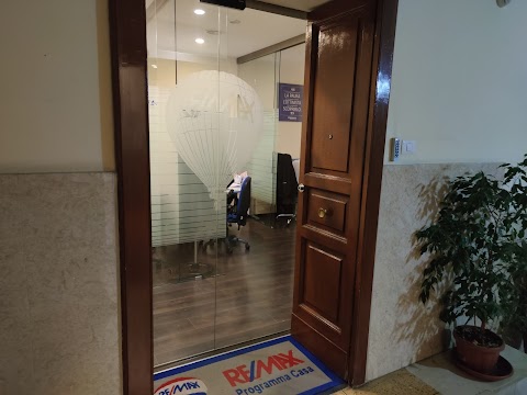 Agenzia Immobiliare RE/MAX Programma Casa Casoria