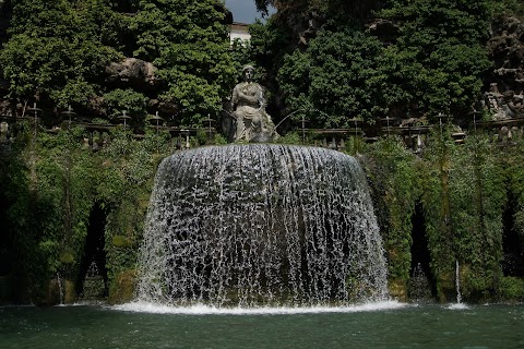 Viale delle Cento Fontane