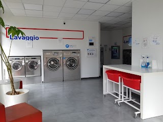 Lavapiu Lavanderia Self Service Miele