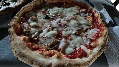 Pizzeria la bella napoli