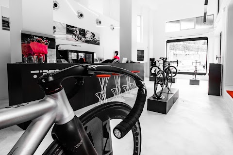 T°RED Bikes Concept Store